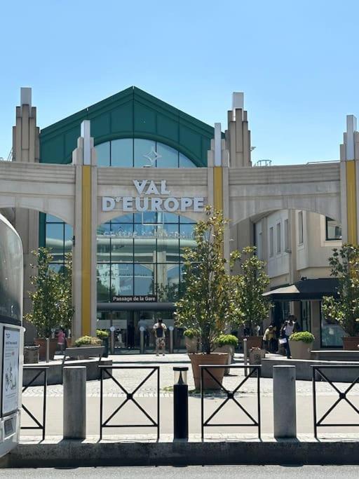 Disney Ratatouille Paris 5Mn Park & Val D'Europe Chessy Kültér fotó